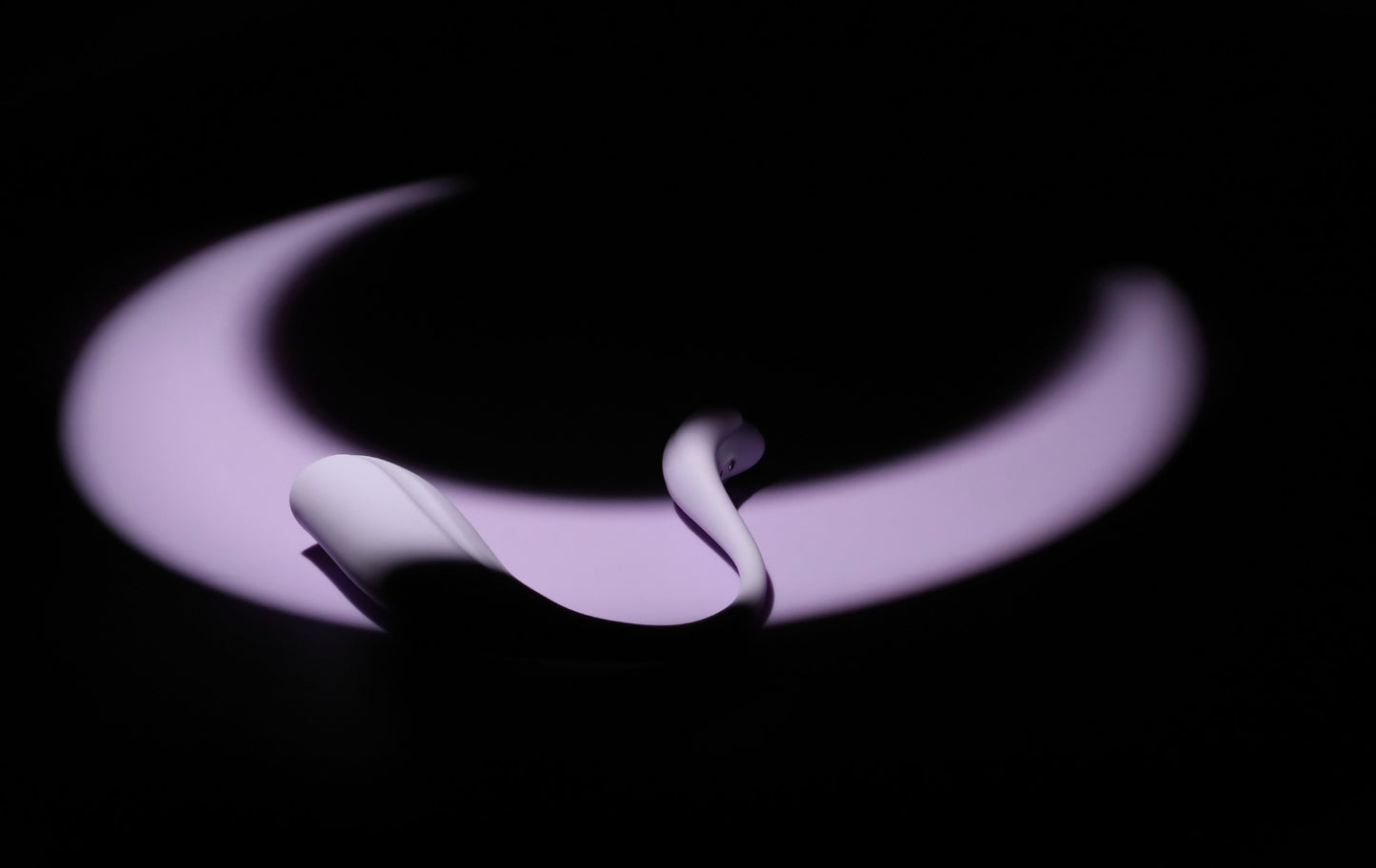 Phoenix New 2 Interactive App-controlled Egg Vibrator With External Light
